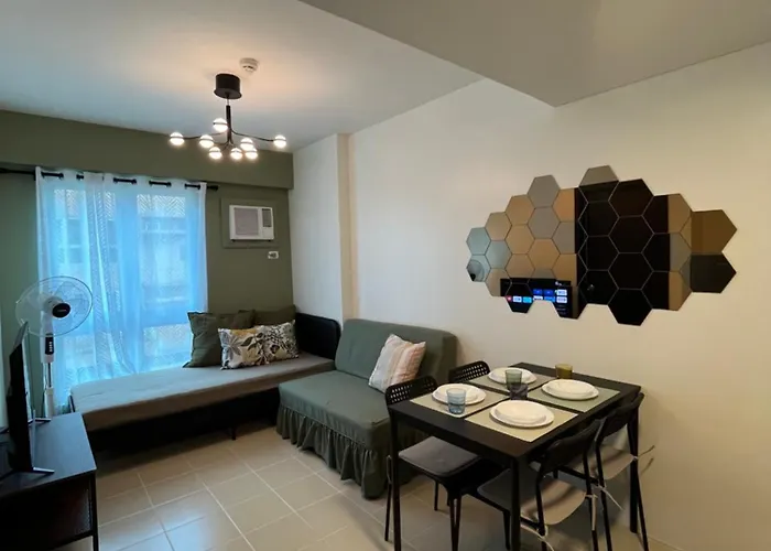 The Rochester, Bridgeview Tower - 1br Apartment *